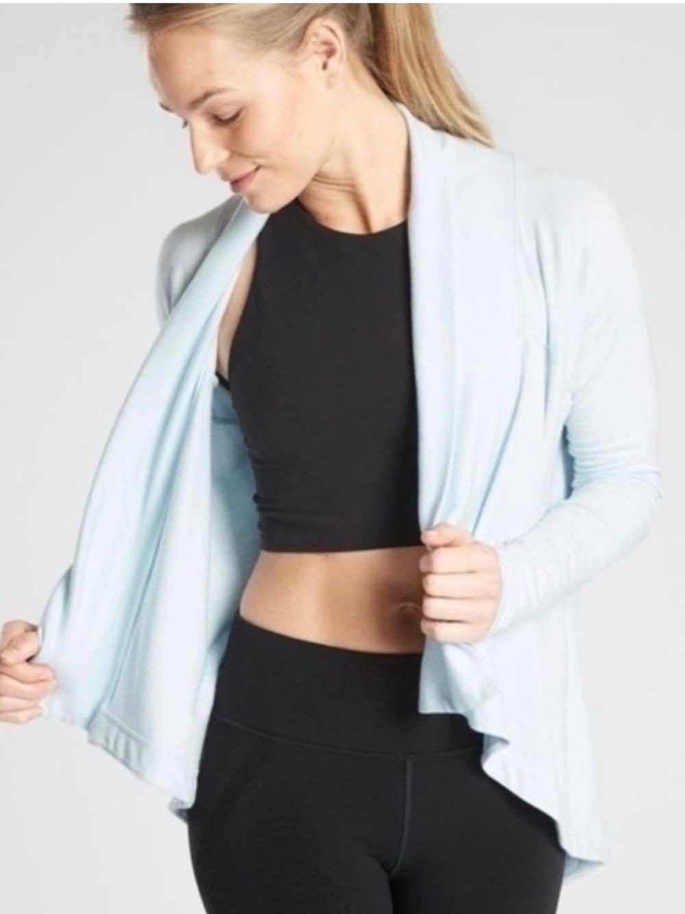 Athleta Nirvana Wear Two Ways Wrap Size Medium